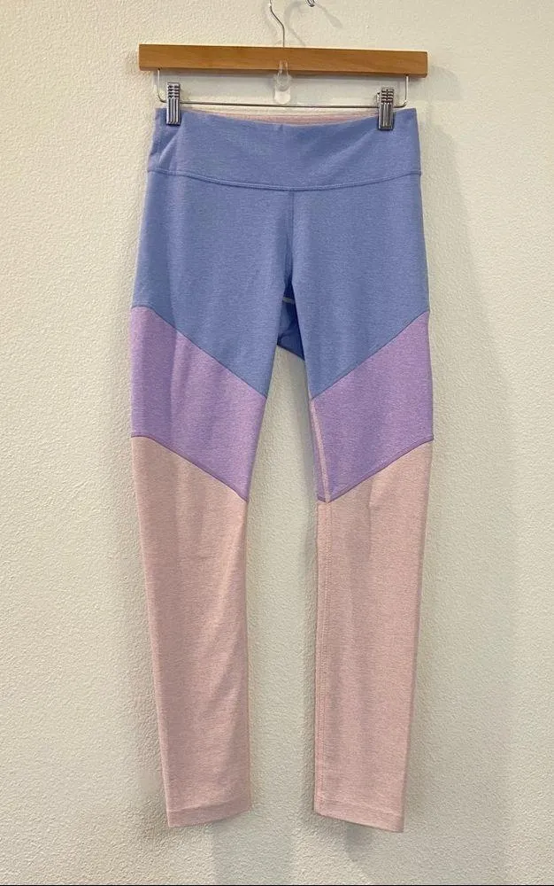 Outdoor Voices 7/8 Springs Legging Size Small - Image 6