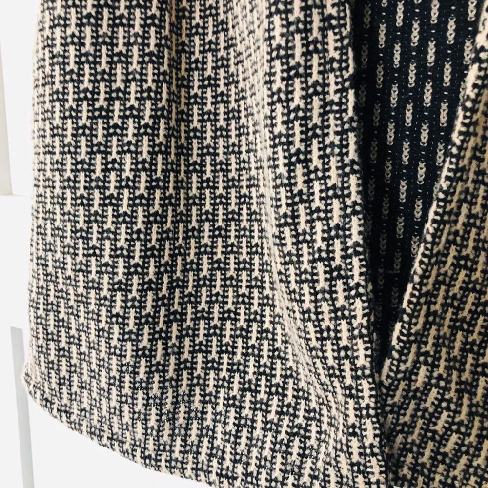 Hem & Thread Long Length Fur Vest - Image 6