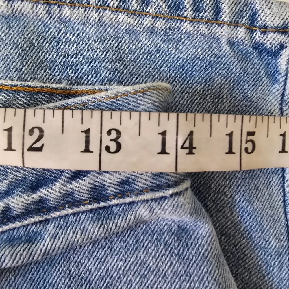 Levi's 550 Y2K Light Wash Relaxed Fit Tapered Leg Jeans Size 9 - Image 6