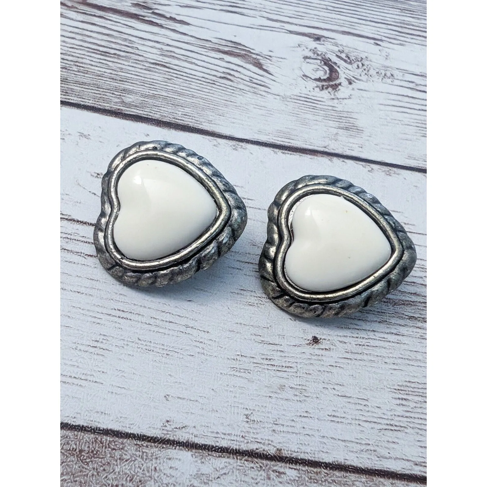 Vintage Clip On Earrings - Image 2