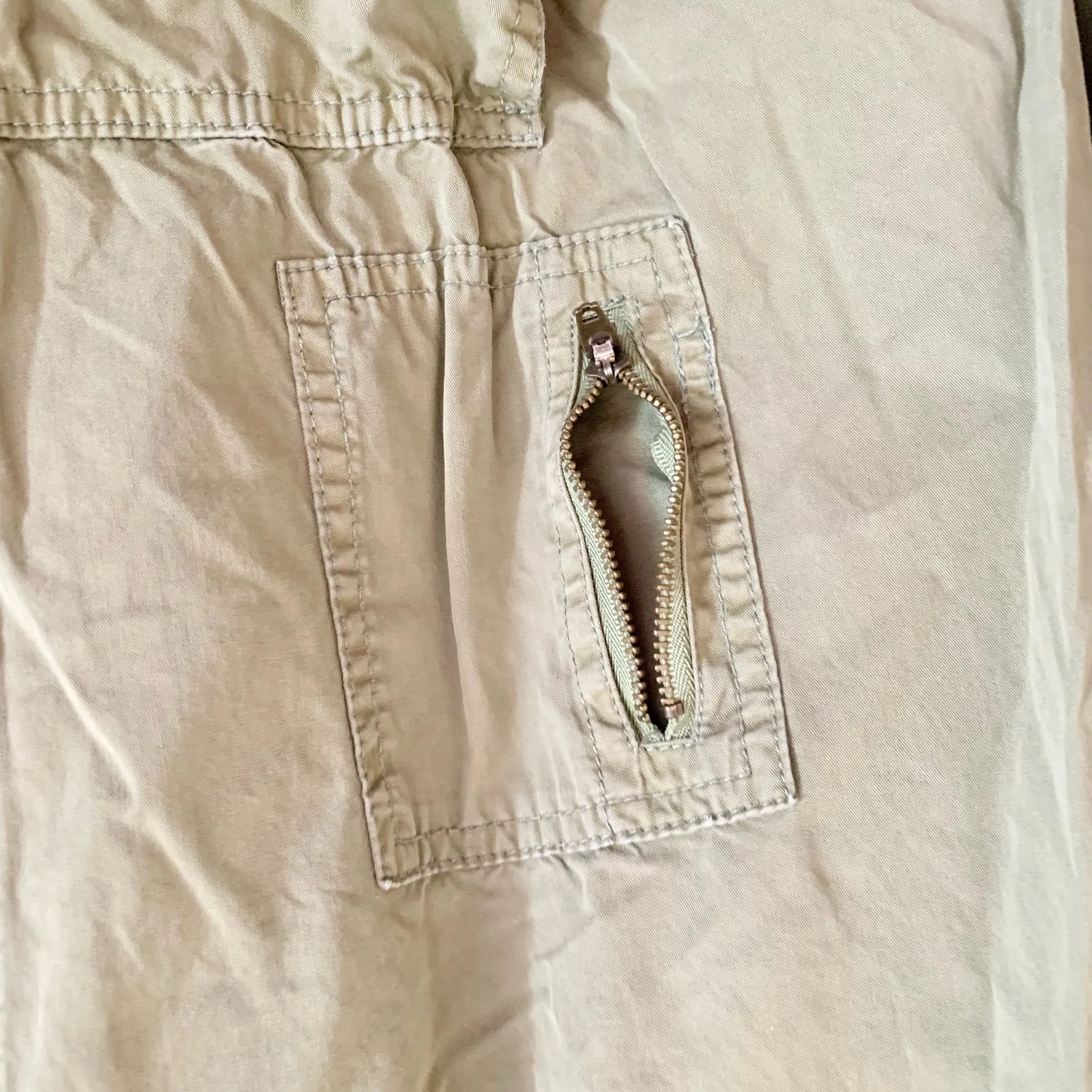 BDG from Urban Outfitters Green Cargo Pants US 4 - Image 2