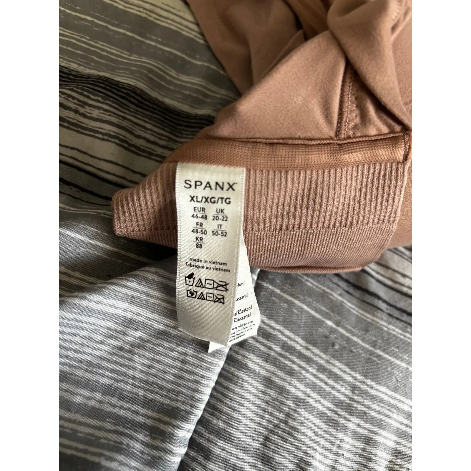 SPANXsmooth™ Bra-llelujah!® Unlined Bralette XLarge - Image 5