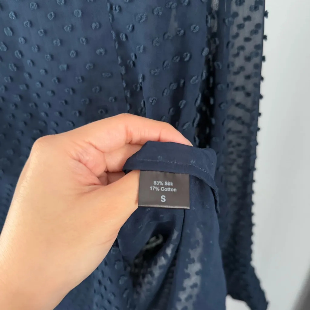 Jenni Kayne Small Silk Tunic Blouse Long Sleeve V Neck Sheer Textured Navy - Image 4