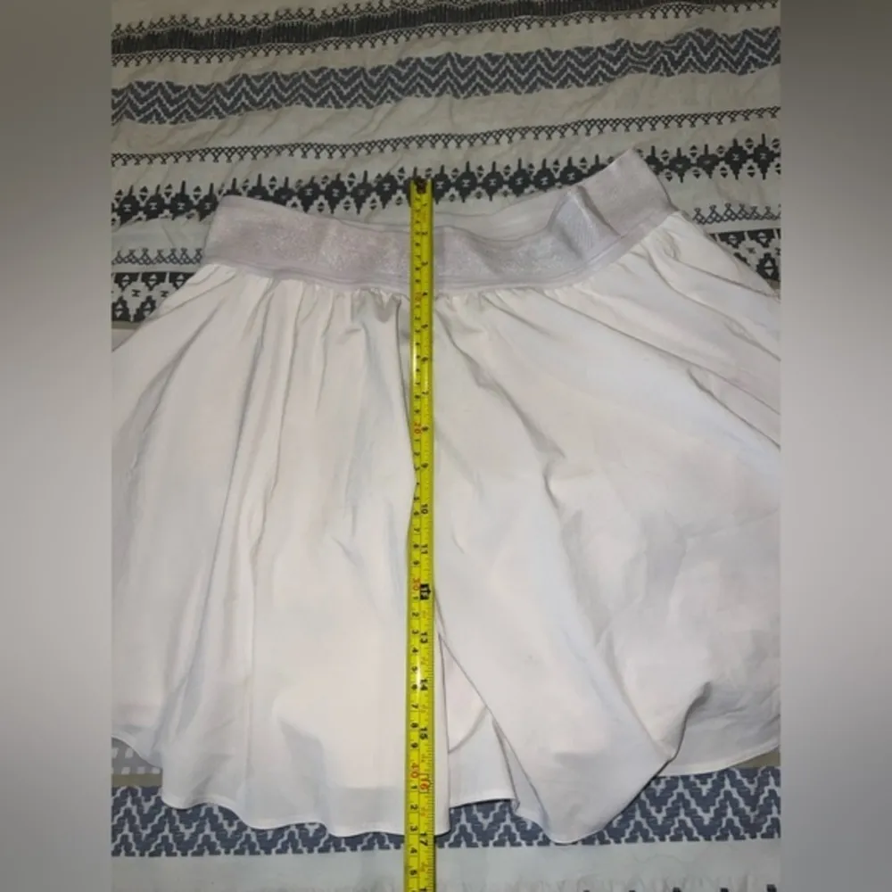 Lululemon Court Rival High Rise Skirt *Tall White sz 8‎ - Image 4