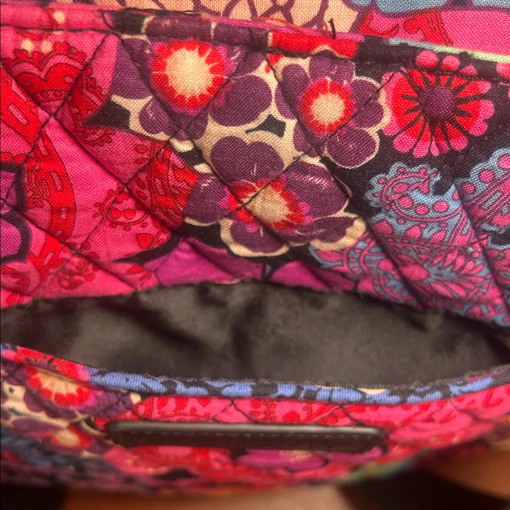 Vera Bradley Floral Fiesta LARGE Travel Weekender Bag, Soft Suitcase - Image 5