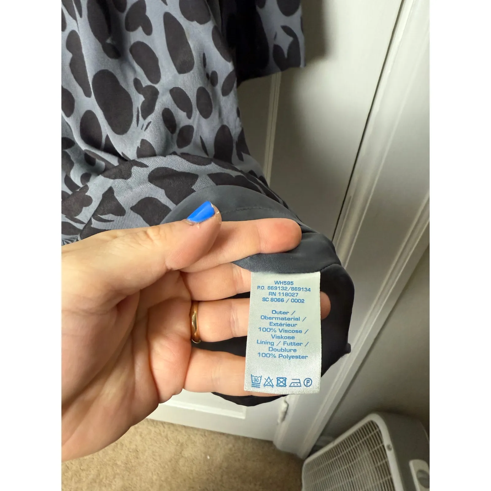 Boden Y2K Leopard Print Chic Retro Mini Sheath Dress Women's Size 6 Gossip Girl Gray - Image 6