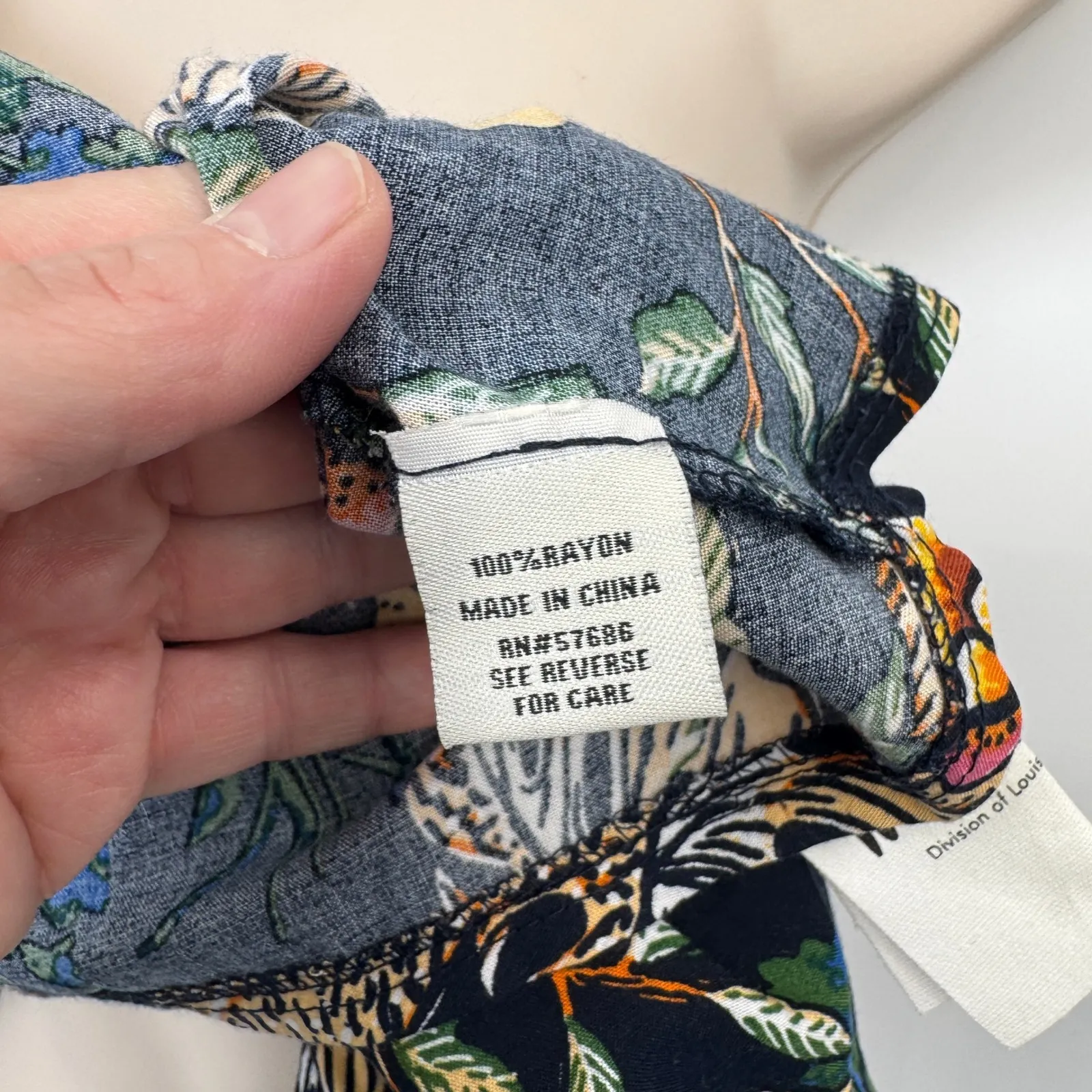 Miss‎ Selfie Boho Floral Tie Front Crop Top Women's Small Black NEW - Image 7