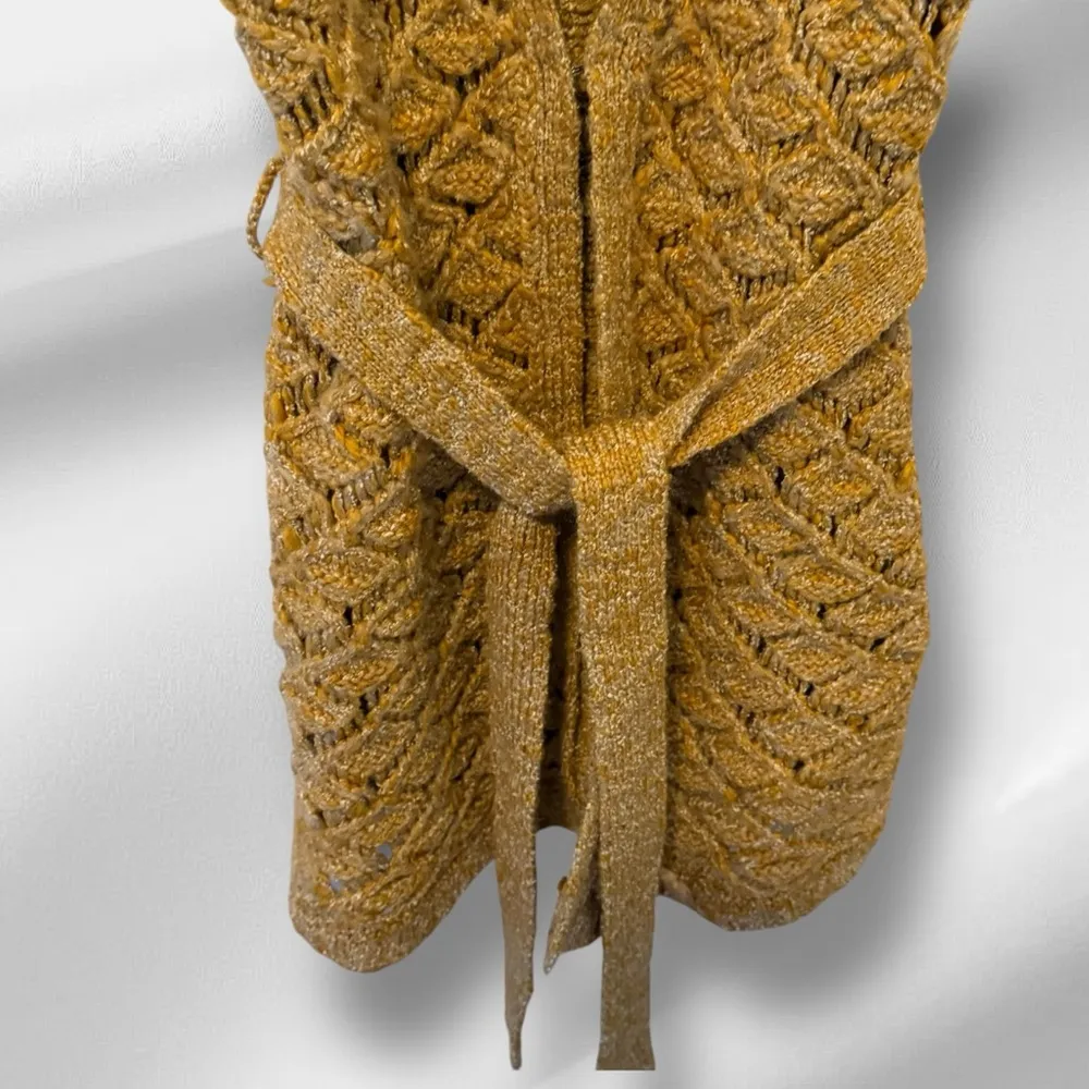 BKE Boutiuqe Sweater Vest with Belt - Image 3