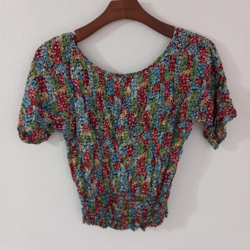 Olsenboye S Boho Chintz Floral Crop Top - Image 2