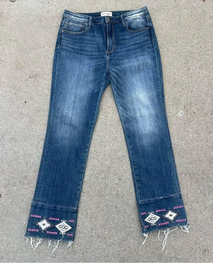 Driftwood Jeans Colette Hi Rise Aztec Embroidery Stretch Fray Hem size‎ 33 - Image 8