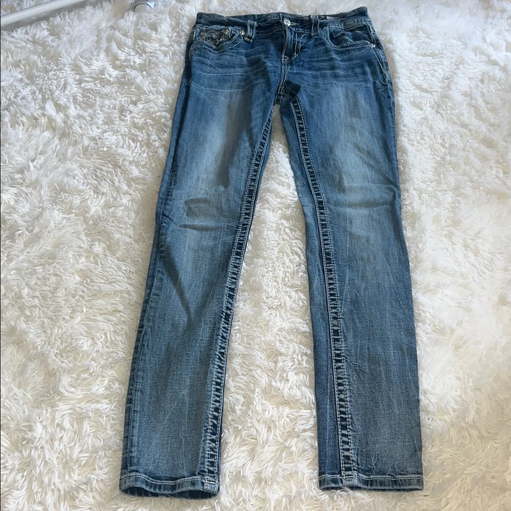 Miss Me Standard Skinny Jean Medium Wash 28 x 33 GUC - Image 3