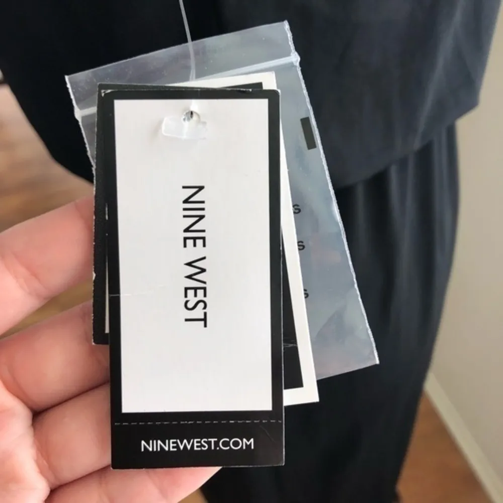 New Women's Nine West Solid Ity Key Hole Dress - Image 6