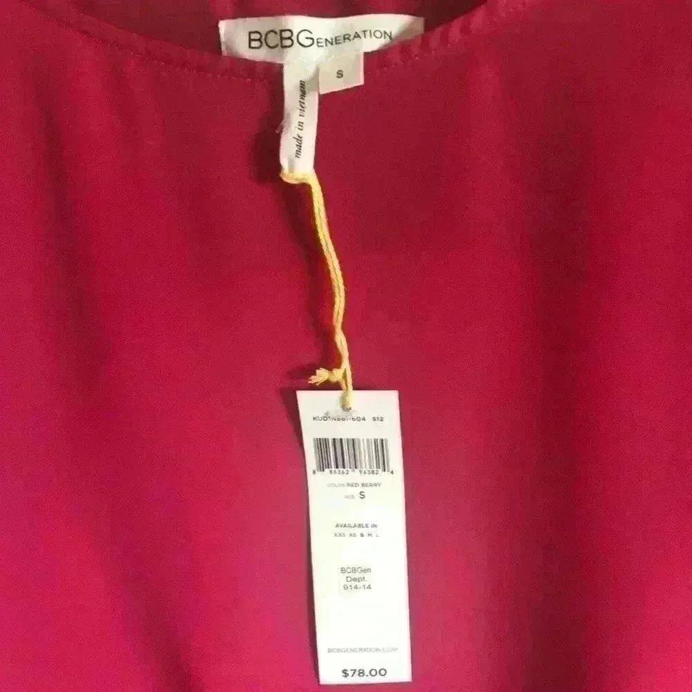 BCBG red berry high-low top size S - Image 3