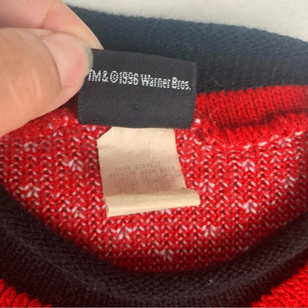 Warner Bros. Space Jam women's medium love bugs bunny Lola basketball sweater 90 Red - Image 8