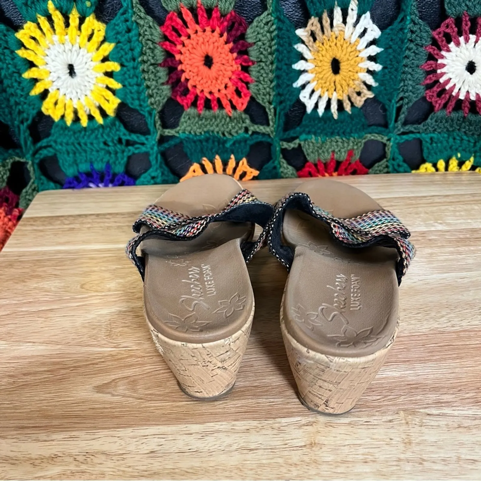 Skechers Luxe Foam Multi Color‎ Strap Wedge Size 10 - Image 10