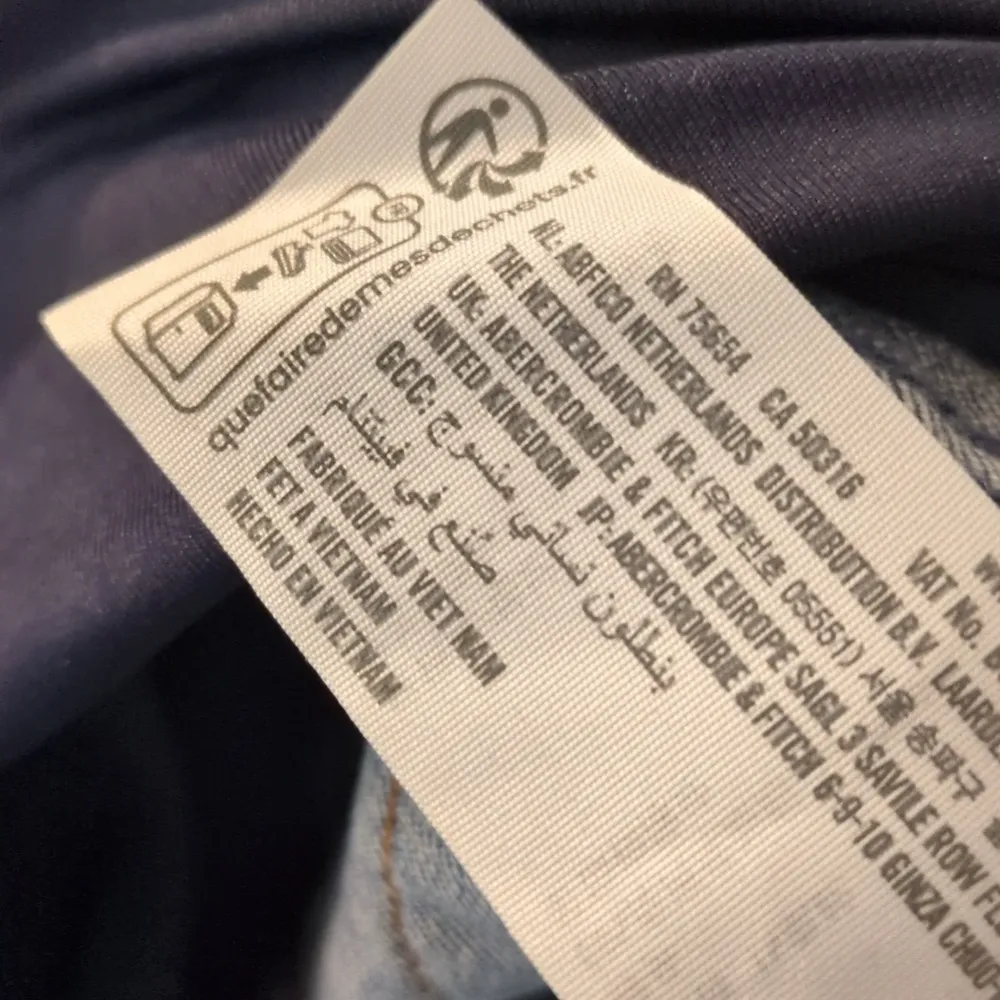 Abercrombie & Fitch Straight Maternity Jeans Size 27/4 - Image 5