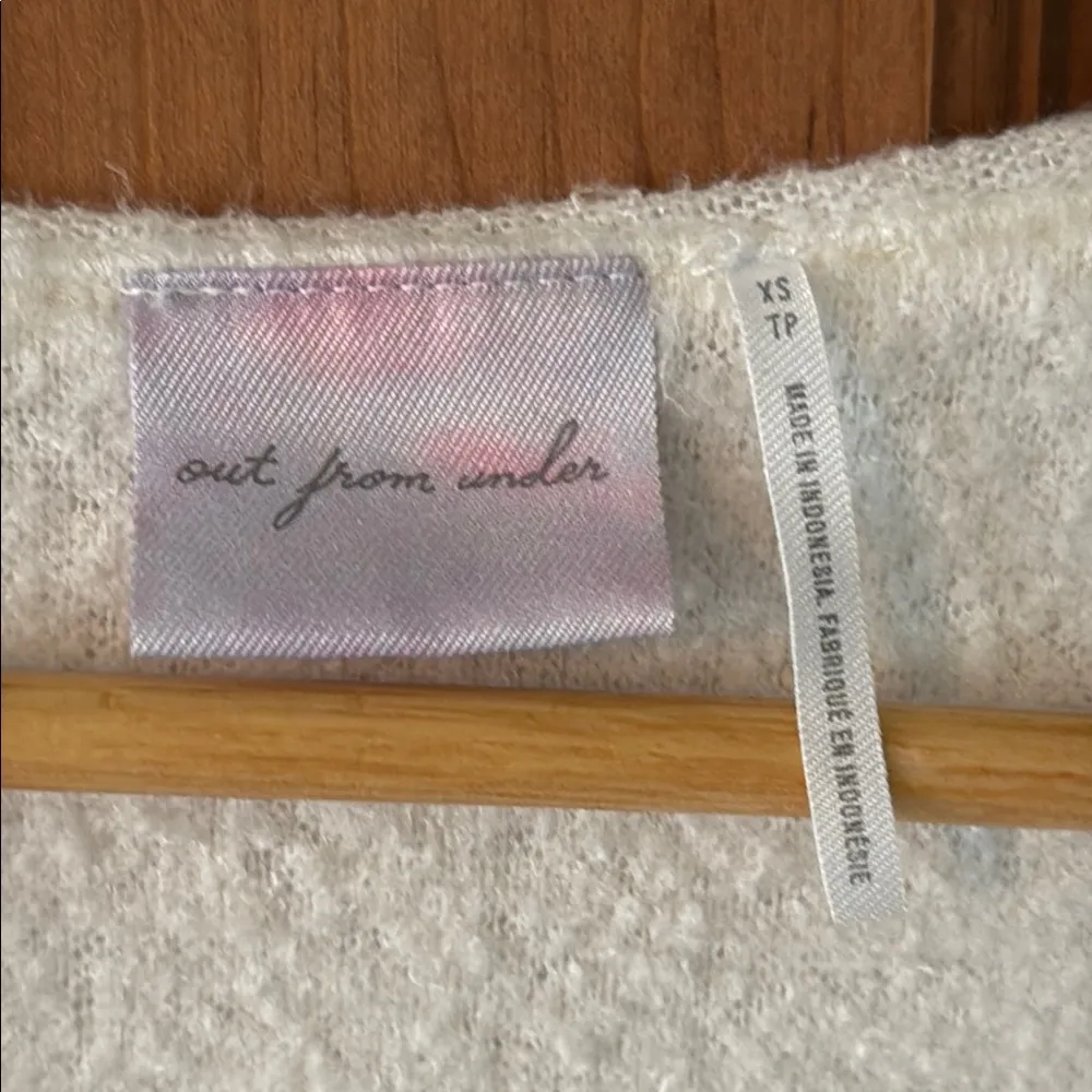 Out from Under Urban Outfitters Size Extra Small XS Off White Tie-Front Top - Image 3