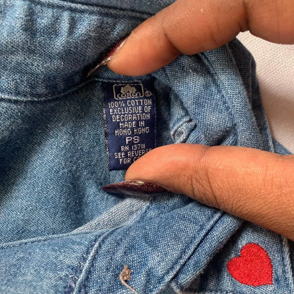 Karen Scott Christmas Embroidered Button Down Denim Chambray Size Petite Small - Image 5