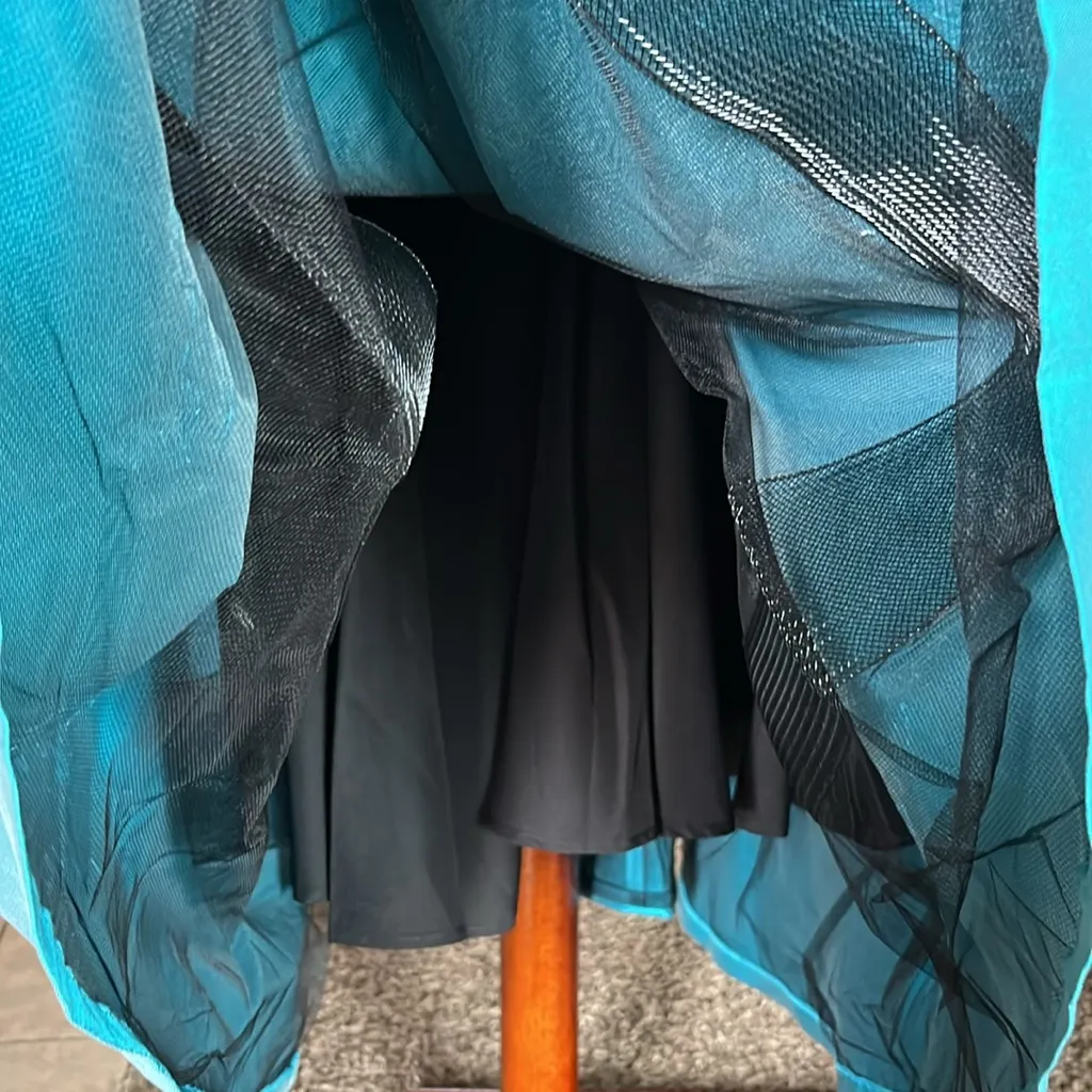 Sachin & Babi Noir Byzantion Metallic Lips Tea - Image 4