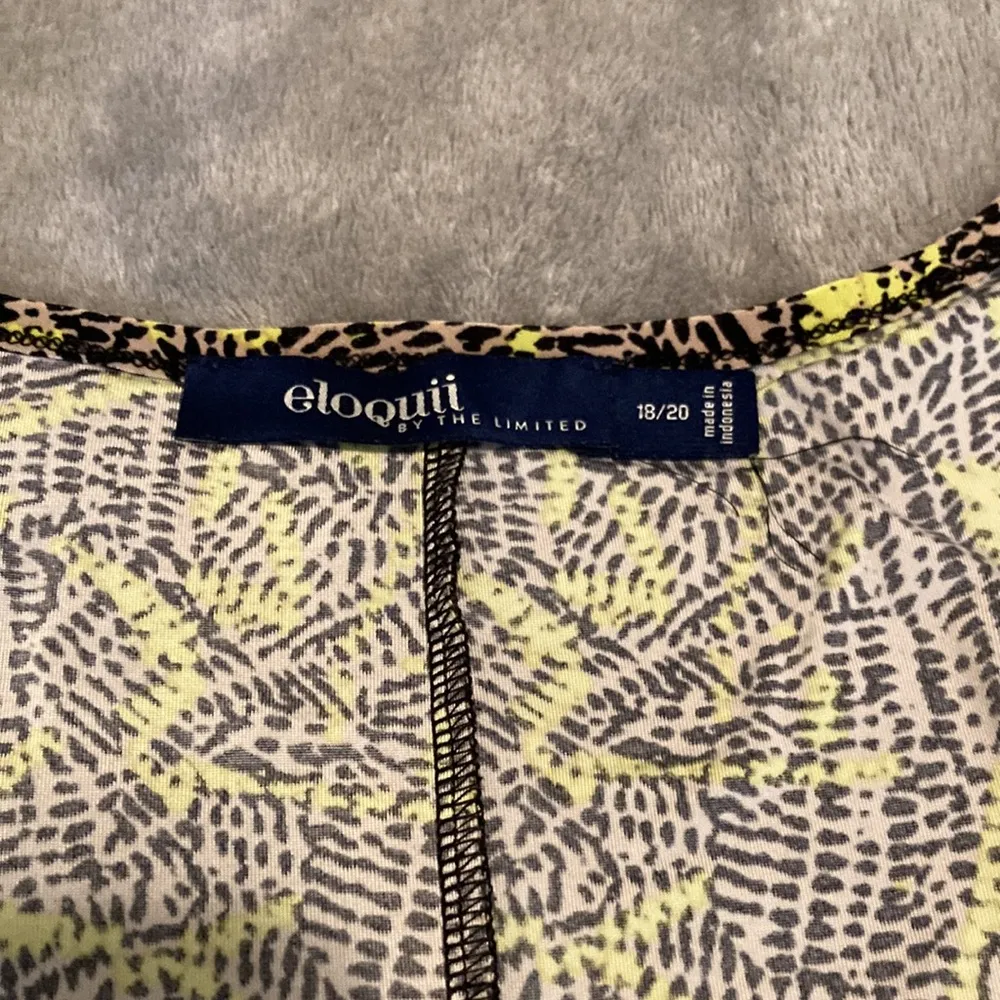 ELOQUII by The Limited Shirt Bat Wing Geometric Print WOMEN’S Size 18 / 20 - Image 5