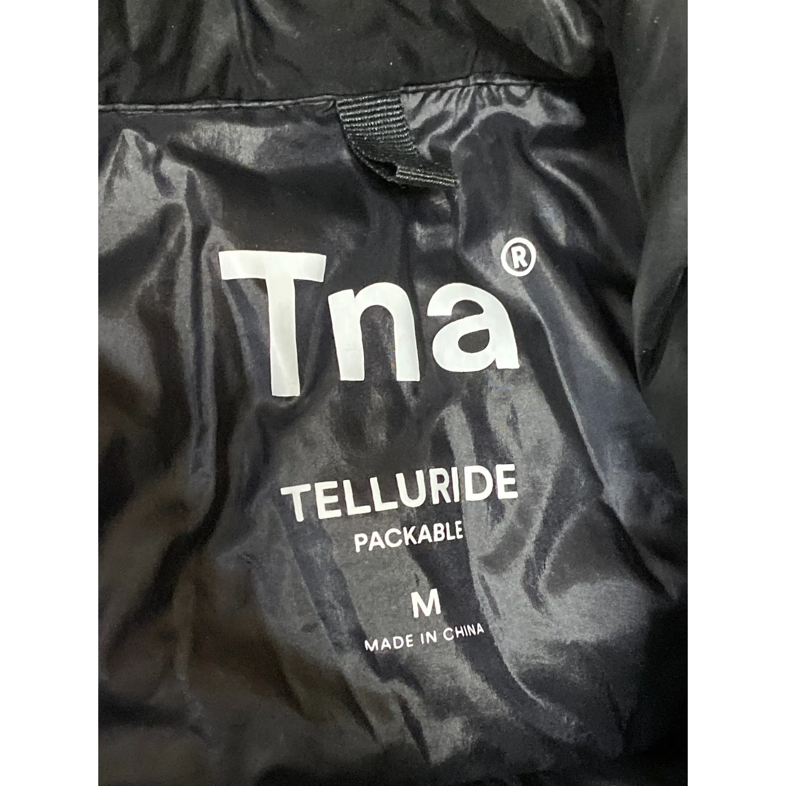 Aritzia TNA Women's Black Zip Up Long Sleeve Packable Puffer Coat Jacket Size M - Image 4