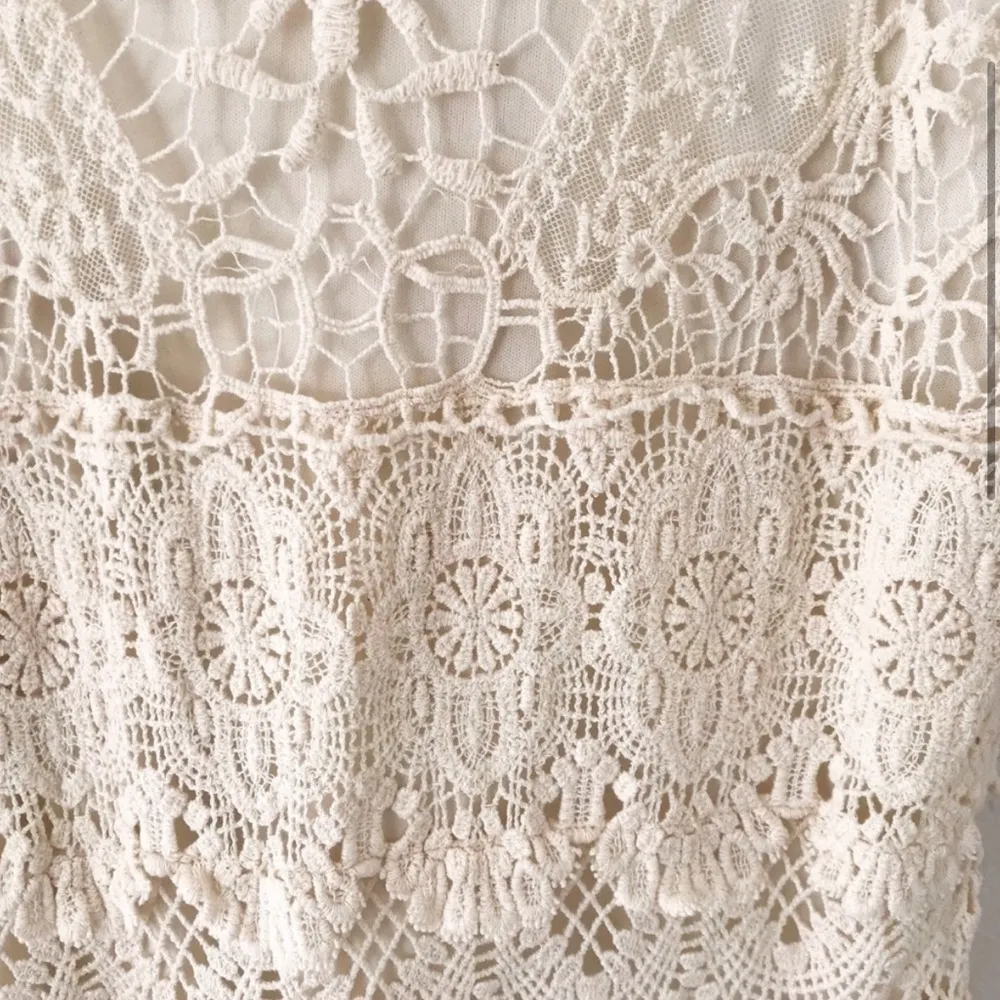 URBAN OUTFITTERS / STARING AT STARS ~ Oatmeal Crocheted Tiered Dress ~ Size M - Image 3