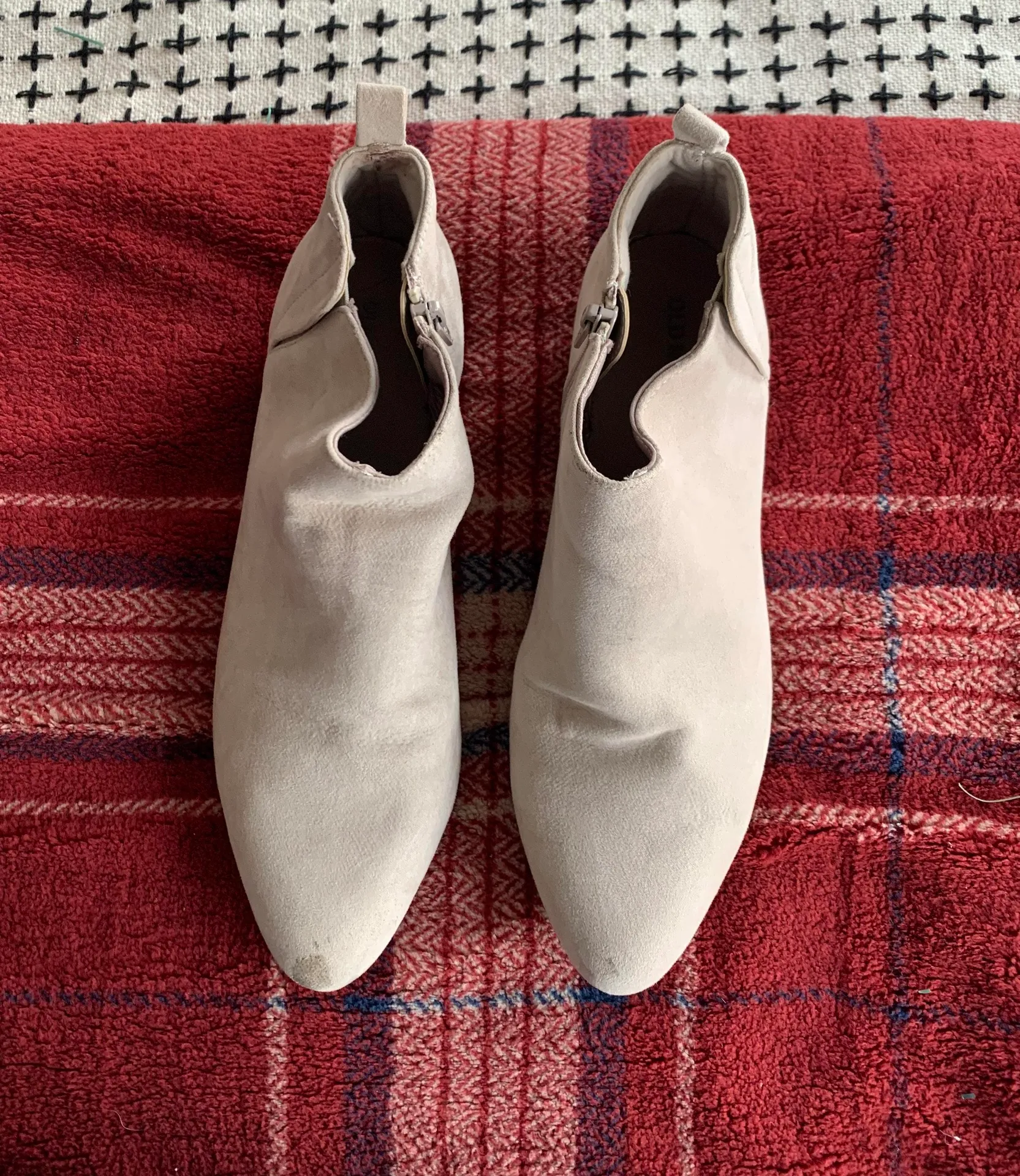 Cream Booties White Size 9 - Image 3