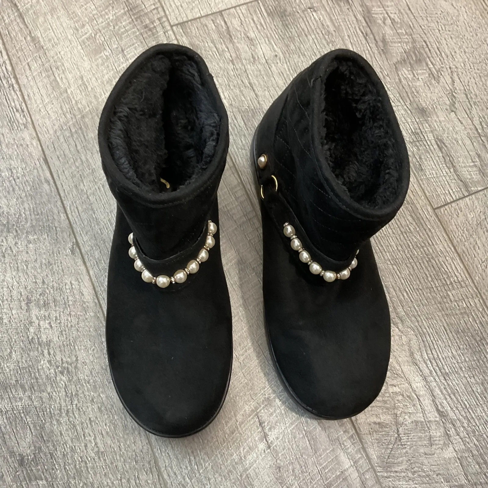 UNISA Black Faux Suede Fur Ankle Boots Pearls Embellished Women's Size 9.5M - Image 3
