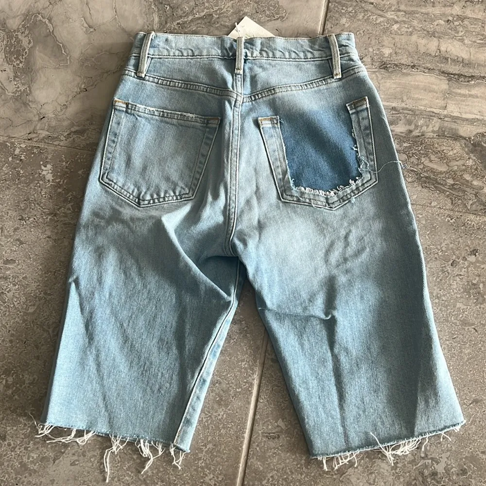 FRAME Denim Le Vintage Bermuda Raw Edge Jean Shorts in Blue Size 23 NWT $195 - Image 8