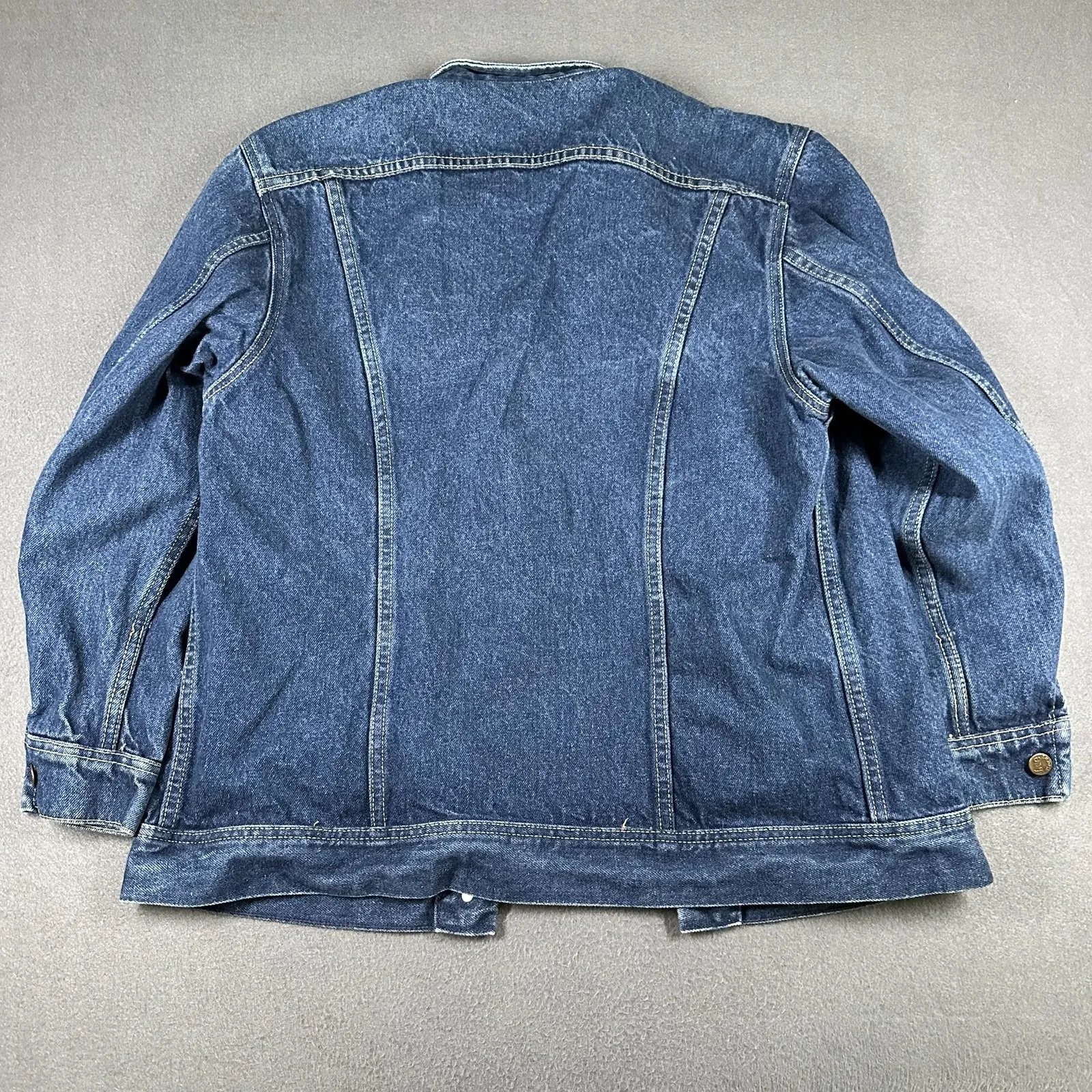 Vintage Lee Trucker Jacket Womens 11/12 Blue Denim Trucker USA Union Made - Image 12