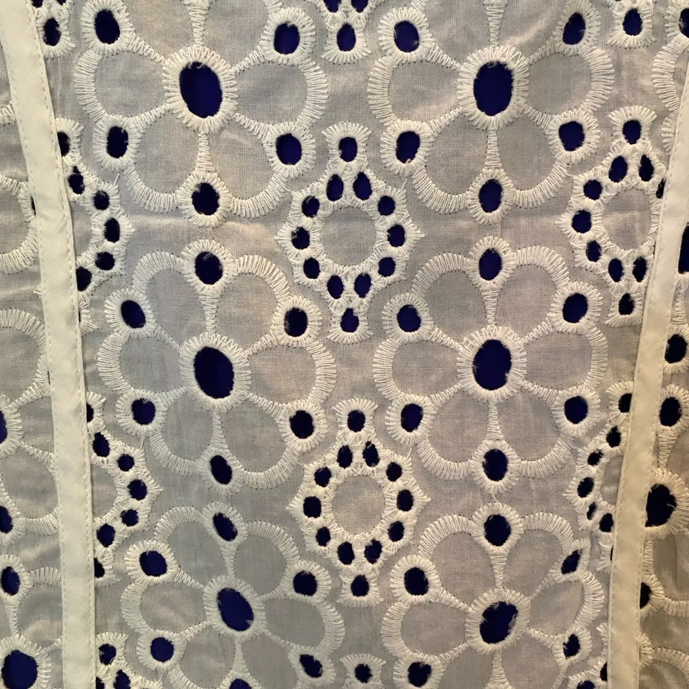 NEW Madison Marcus Eyelit Peplum Sleeveless Top | XS - Image 10