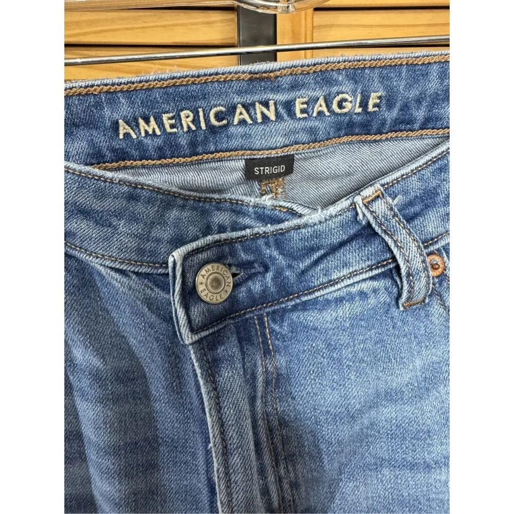 American Eagle AE Strigid Distressed Ripped Mom Jeans Women’s Size 10 Regular - Image 4