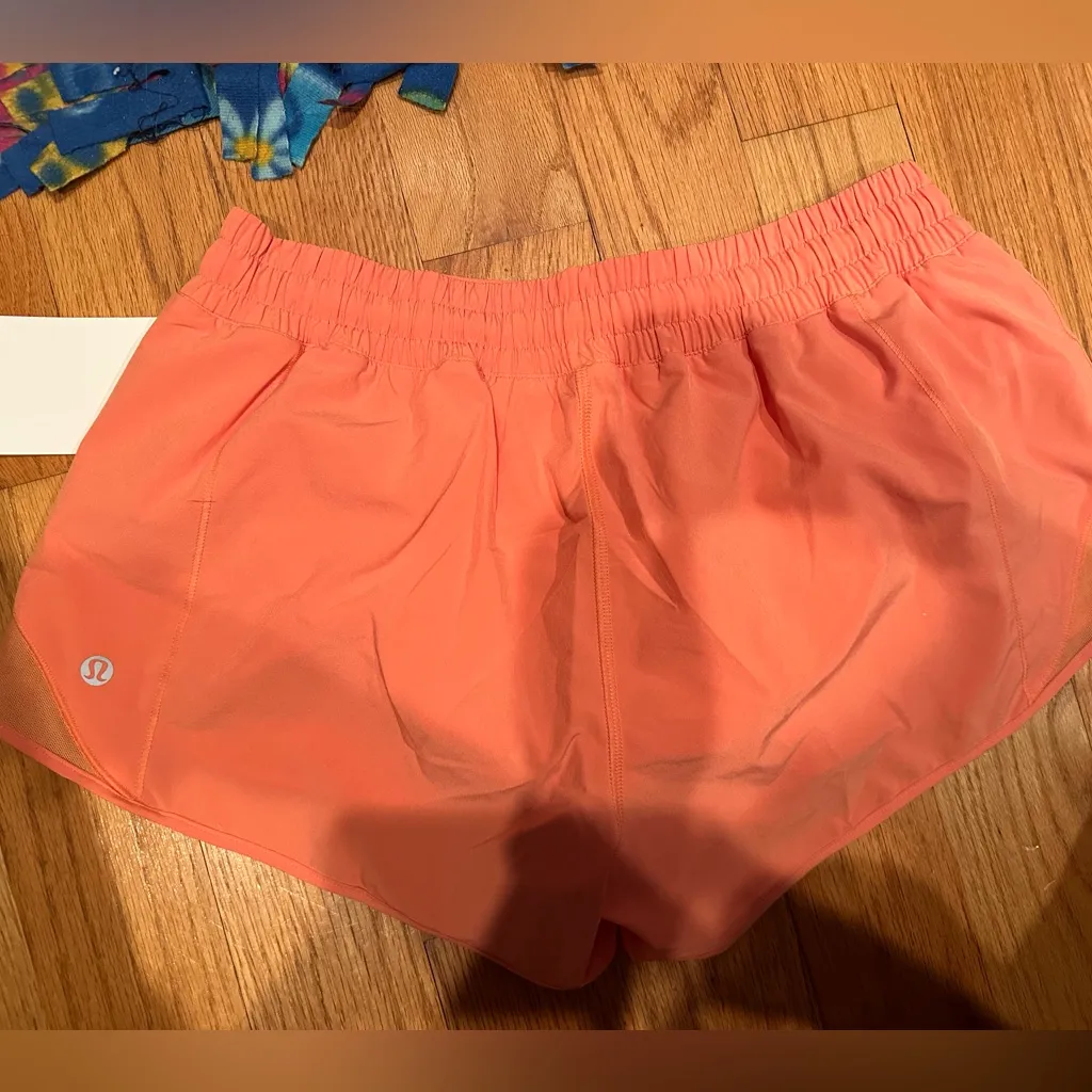 lululemon athletica Women's Coral Athletic Shorts - Image 3