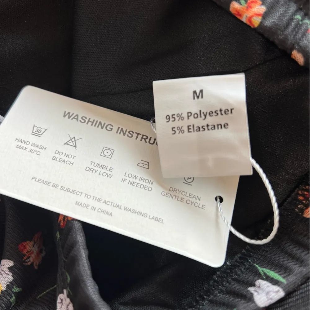 Black Floral A - Image 4