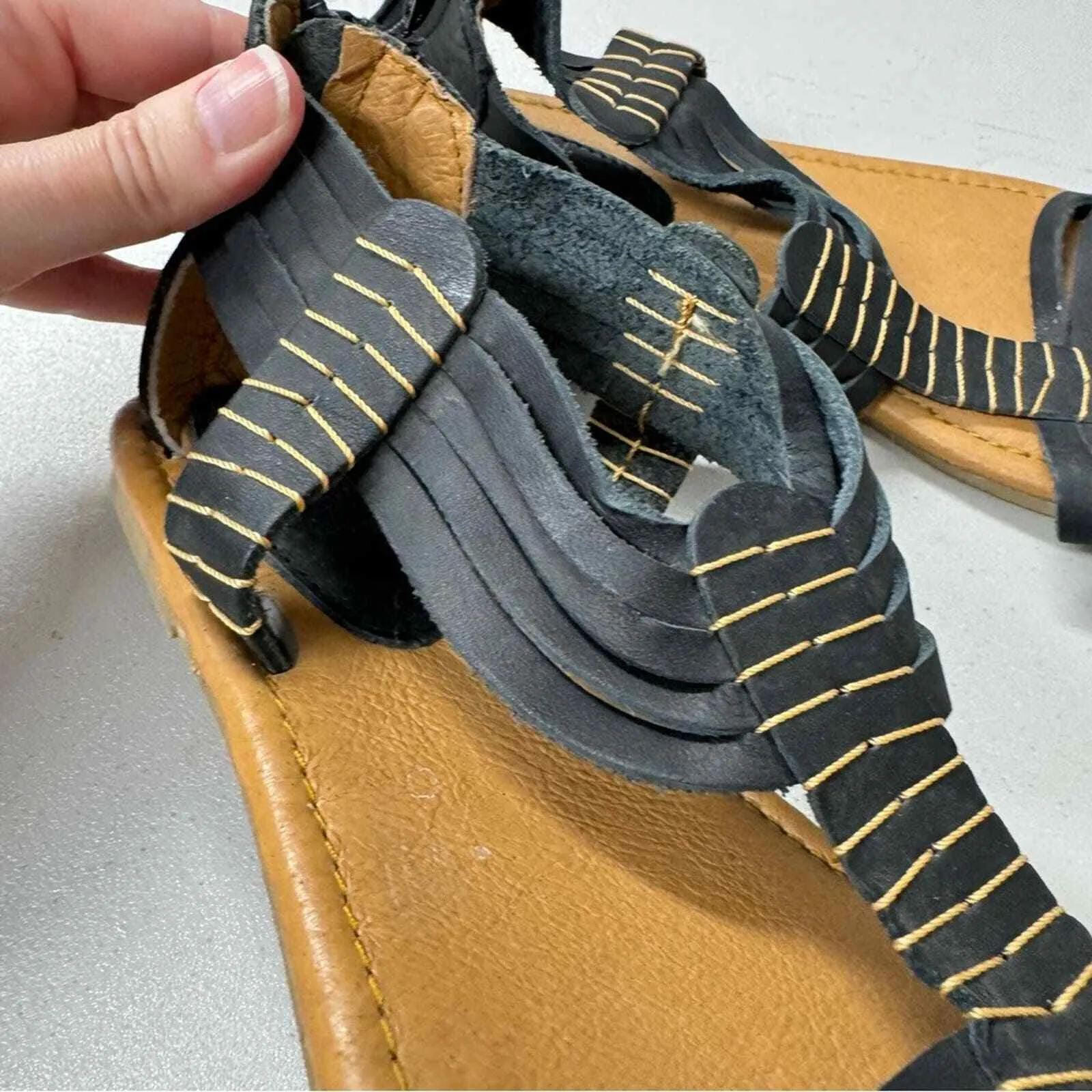 Flavio Orie Black Leather Gladiator Sandals Womens 7 Flats Classic - Image 8