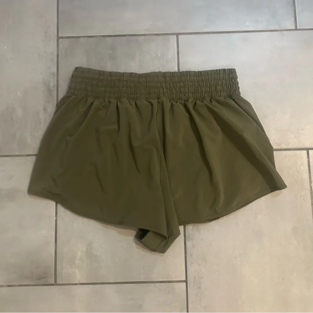 OFFLINE By Aerie 2” Hot Stuff Short - Image 3