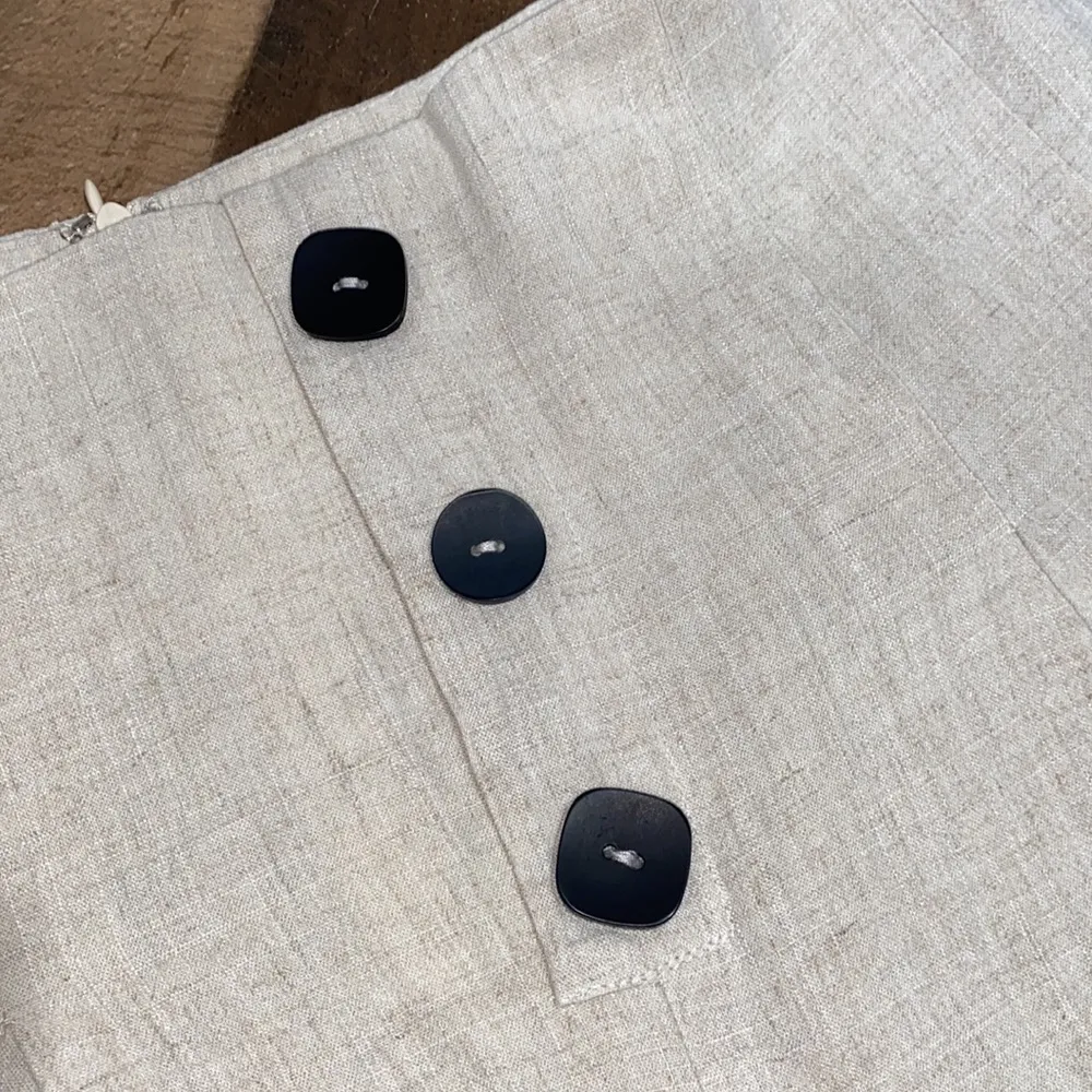 Lush linen shorts medium‎ cream beige - Image 4