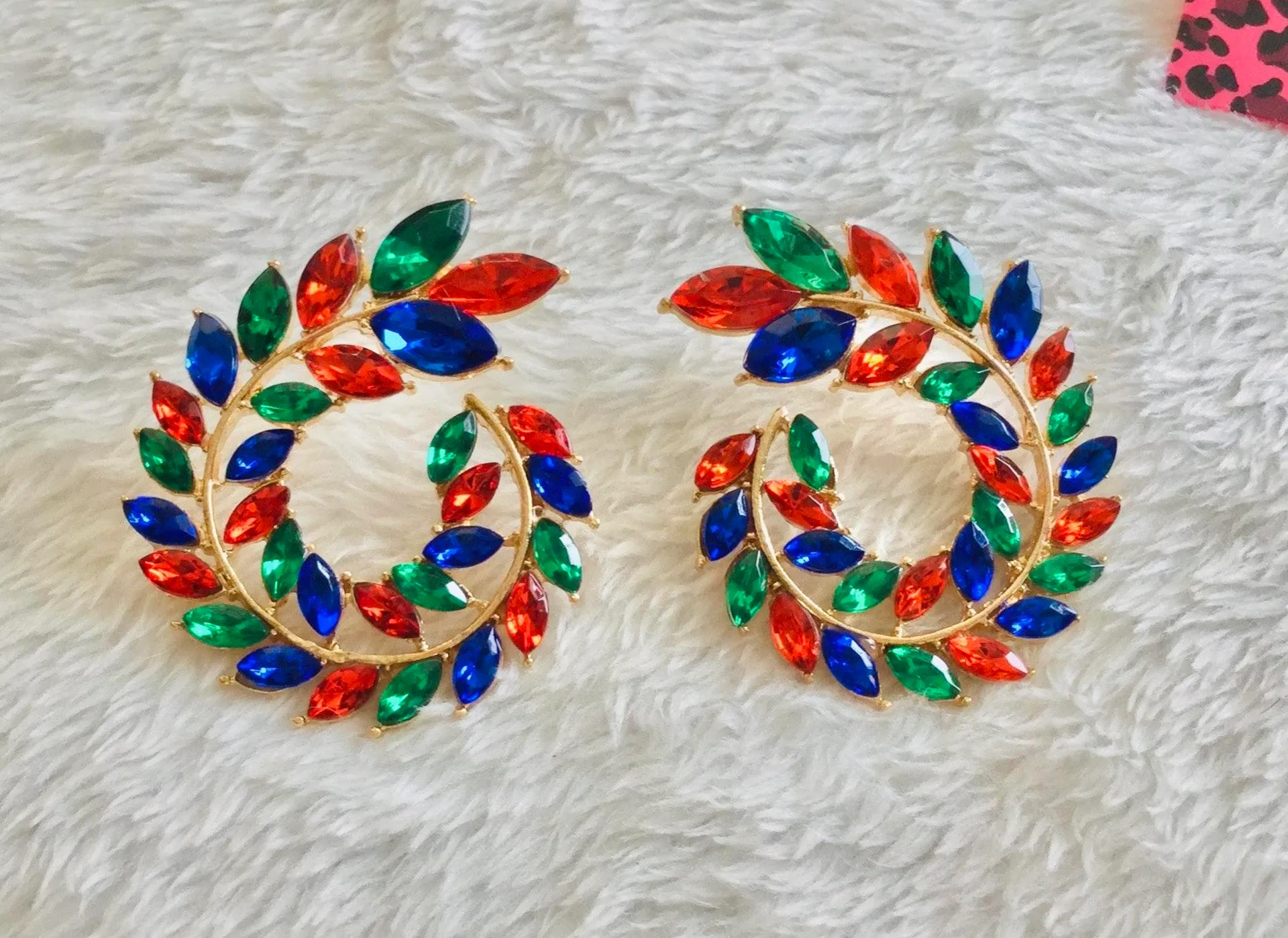 Betsey Johnson 💙  LARGE RHINESTONE EARRINGS💙 - Image 3