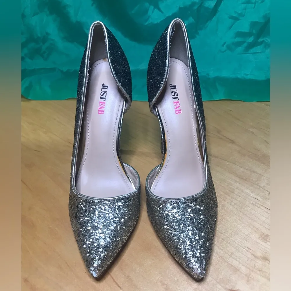 JustFab Women’s Pointed Toe Stiletto Gold and Black Ombré Sparkle Heel Size 8.5 - Image 2