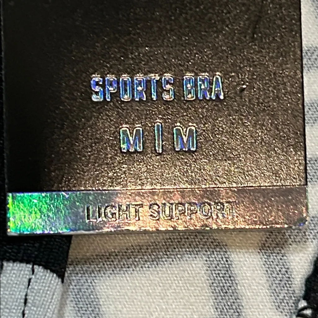 PINK Victoria's Secret Black and White Sports Bra Size Medium - Image 6