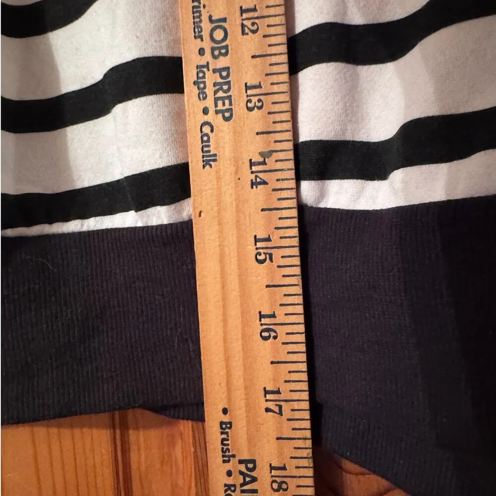 Garage Cropped Striped Crew neck with pink floral embroidery L - Image 5