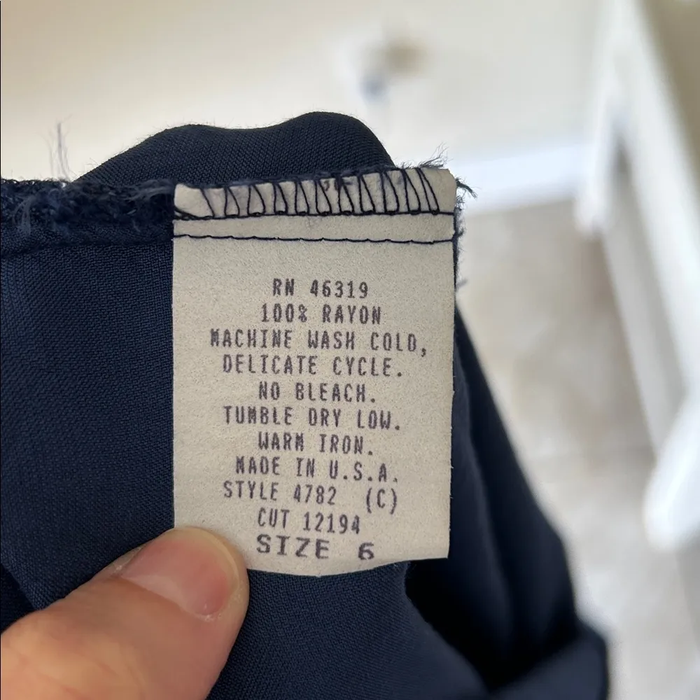 Vtg 80’s Gunnies cream satin sheer lace Victorian button down feminine blouse M​ - Image 15