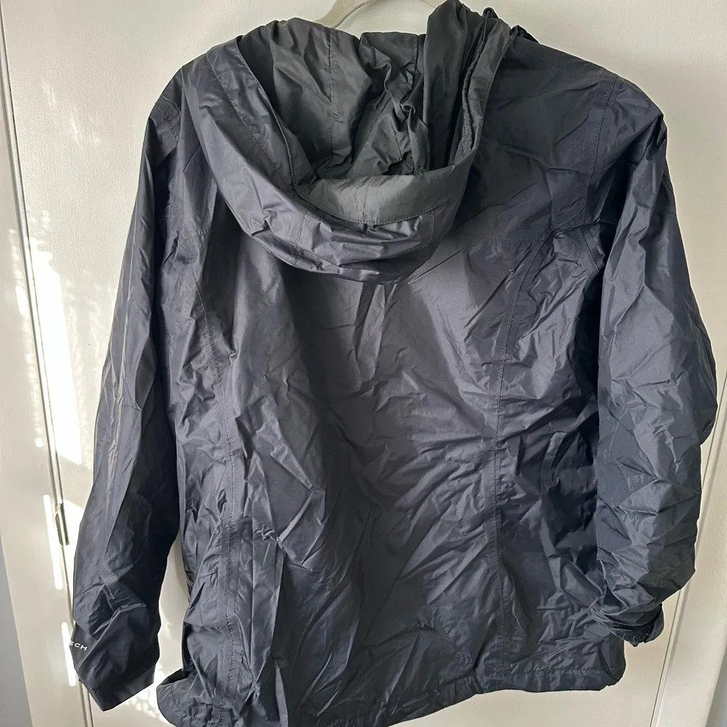 Columbia Black Raincoat for Women - Image 3