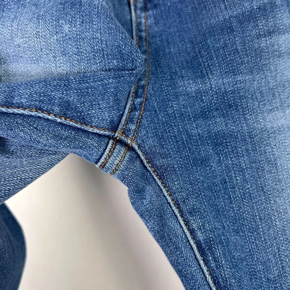 Greywire Distressed Flare Jeans Raw Hem Medium Wash Size 24 EUC D2363 Blue - Image 8