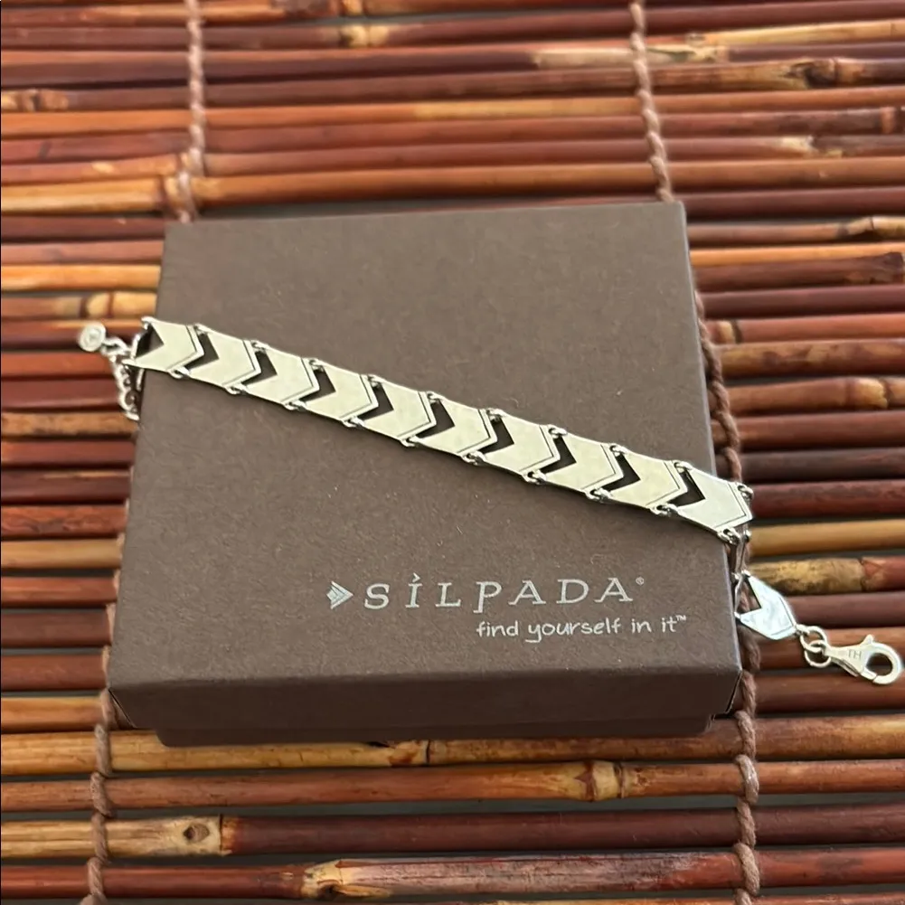 Silpada Vintage Chevron Sterling Silver Bracelet - Image 3