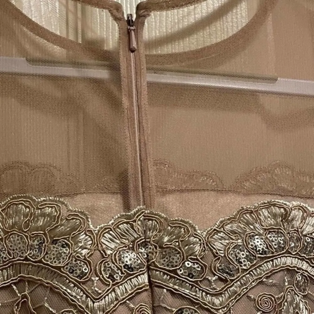 J S Collection Womens Lace Gown Dress Beige Floral Lined Zip Embellished 10 New - Image 6