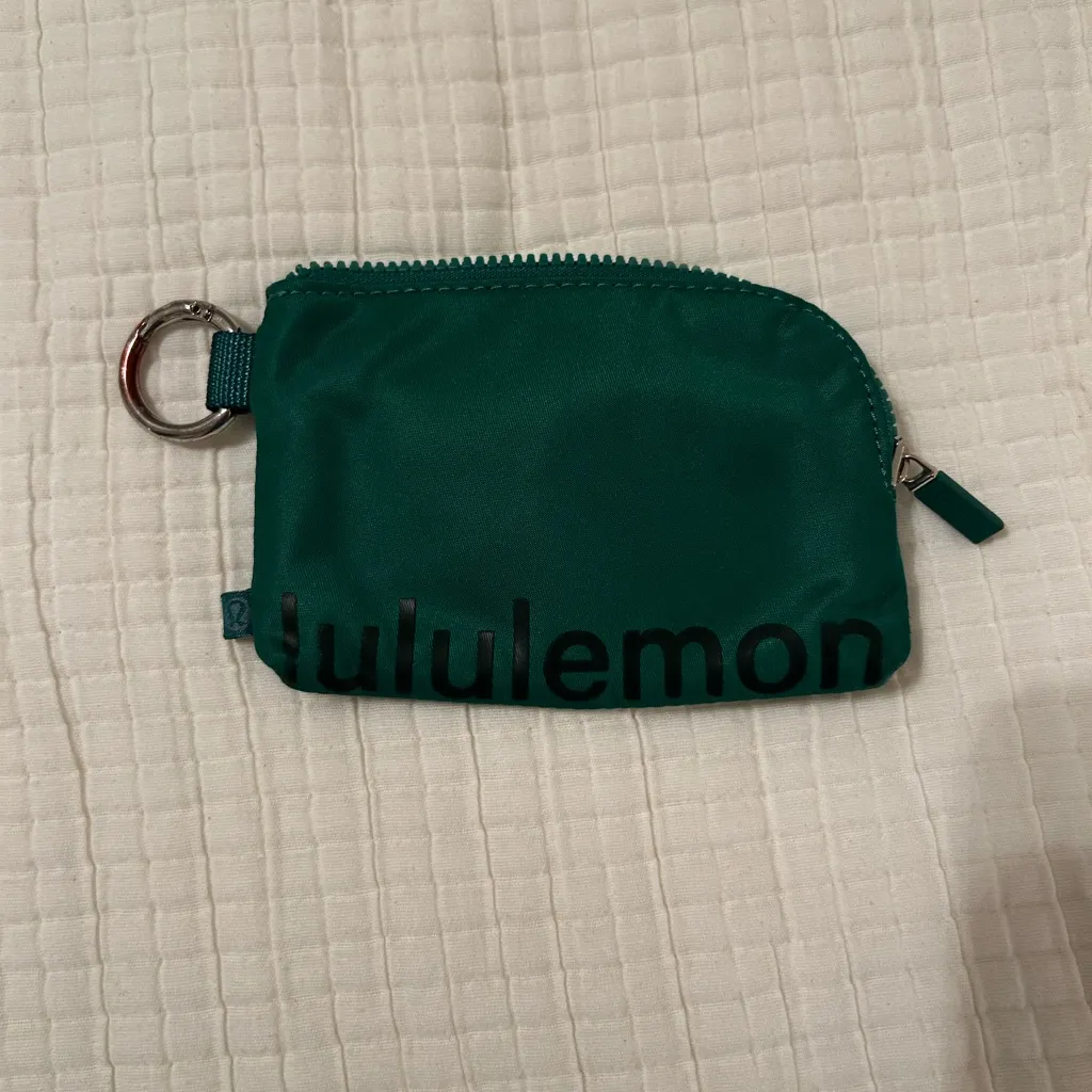 Lululemon Green Clipable Card Pouch - Image 2