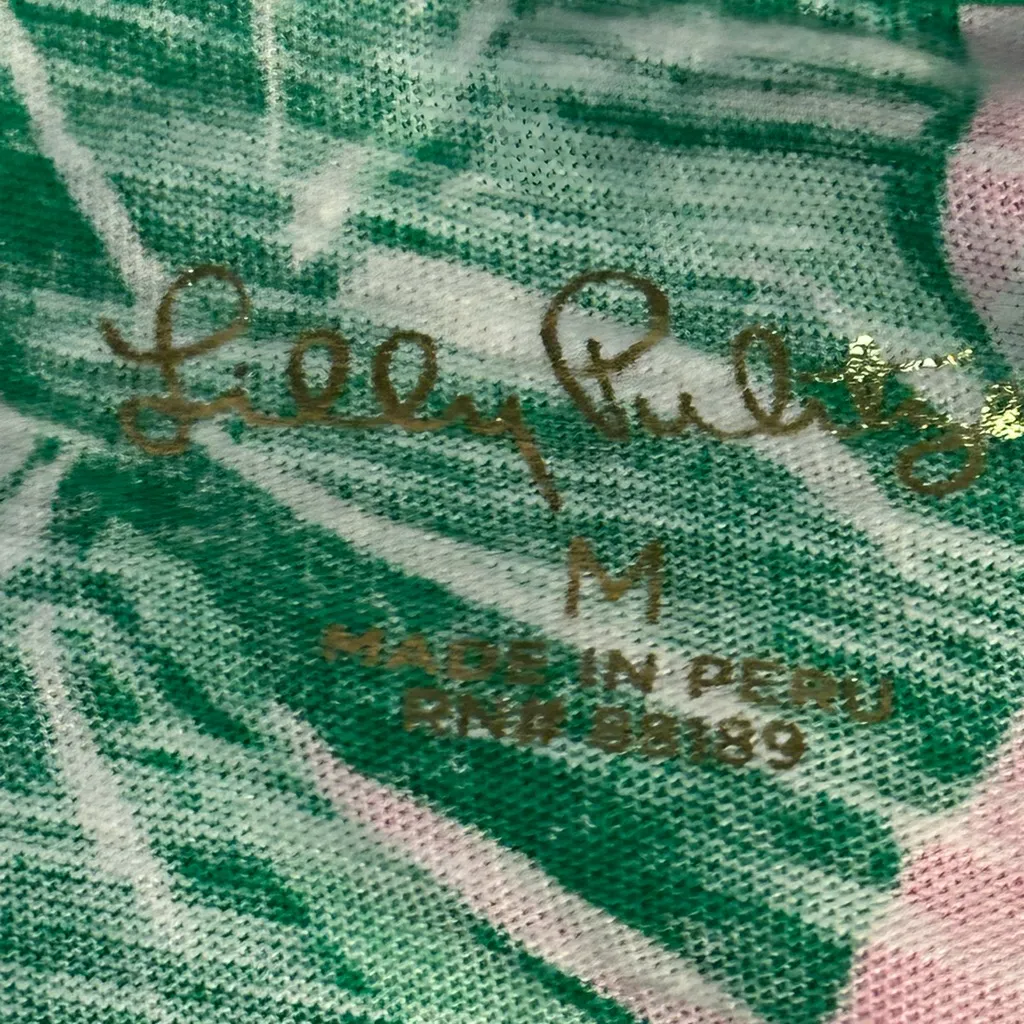 NEW! Lilly Pulitzer Medium Shirt Etta V-Neck Conch Shell Pink Let's Go Bananas - Image 2