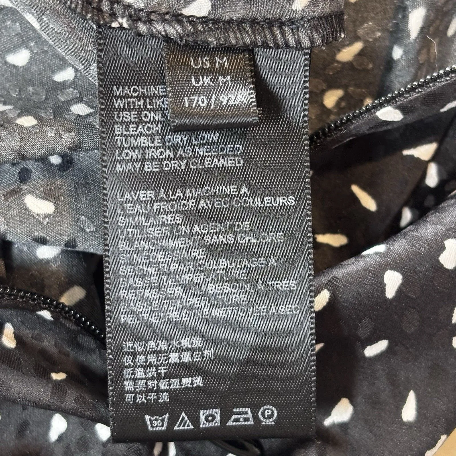 Urban Outfitters Tonya Crepe keyhole playsuit Romper Size M NWT - Image 13