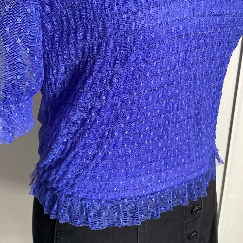 New Romeo & Juliet Couture Modern Mesh Puff Short Sleeve Tee Smocked Blouse - Image 5